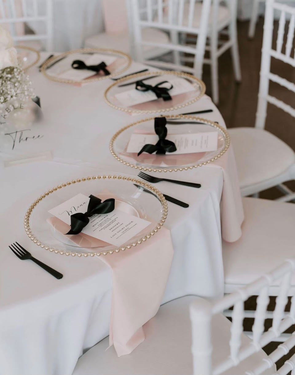 Garden brunch table with florals